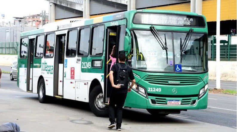 Sindicato dos rodoviários e empresários chegam a acordo e greve deve ser cancelada