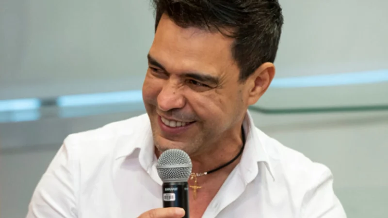 Cantor famoso cogita parar de cantar após episódio envolvendo Zezé di Camargo; saiba detalhes