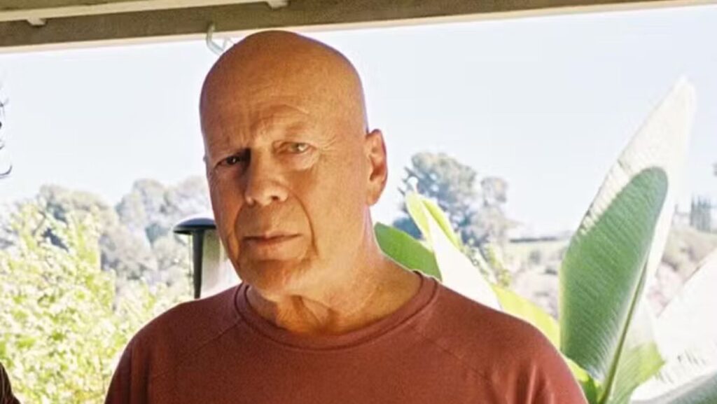 Bruce Willis enfrenta estágio avançado de demência e já não consegue andar ou falar, revela site 