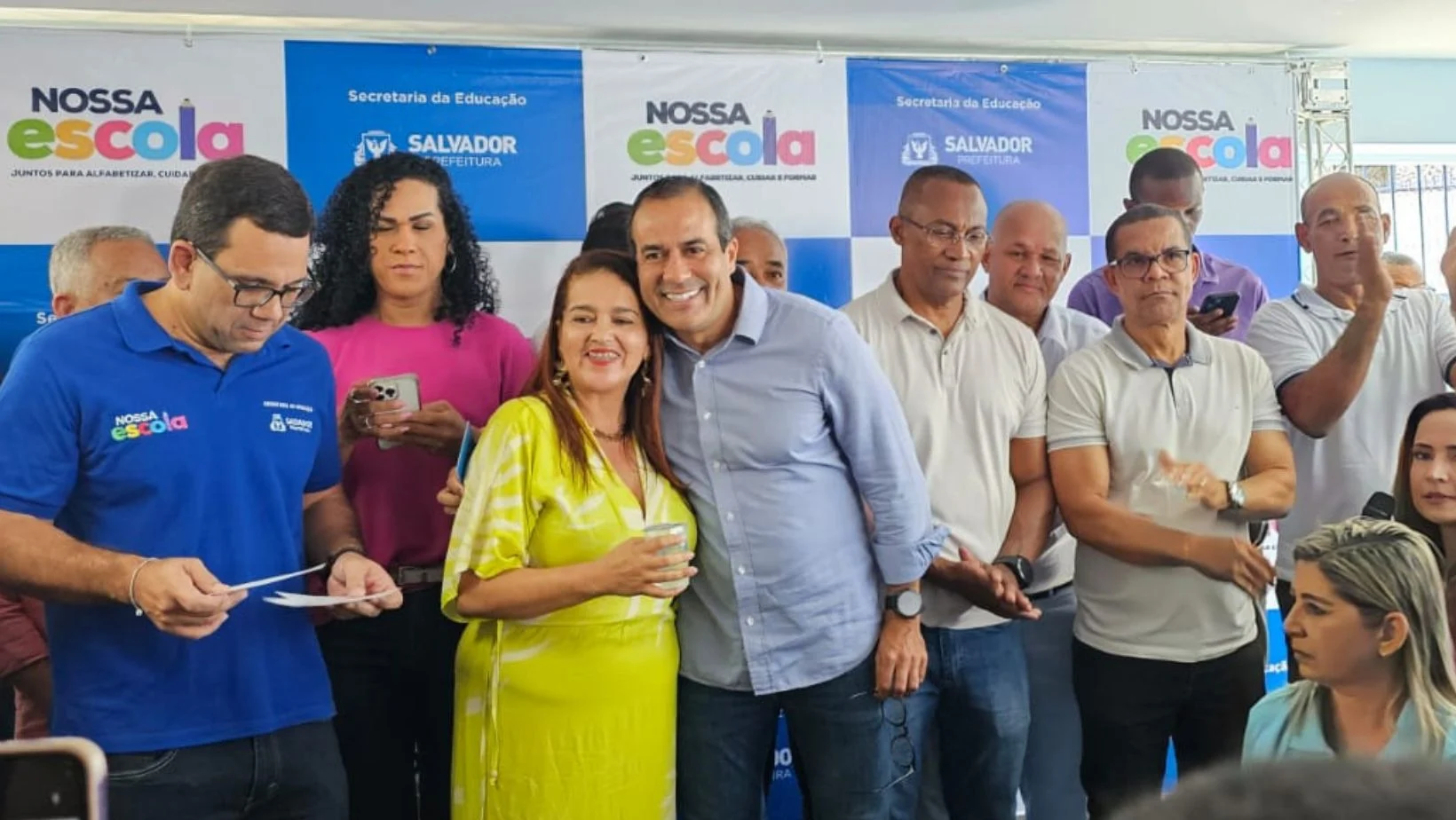 Vídeo: Bruno Reis e Thiago Dantas entregam escola de tempo integral em Sussuarana e detalham investimento