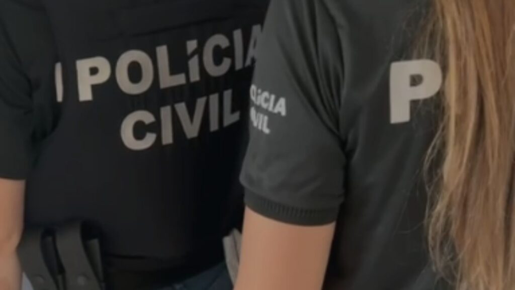 Polícia Civil apreende celulares e documentos em operação contra fraude de seguros em Salvador