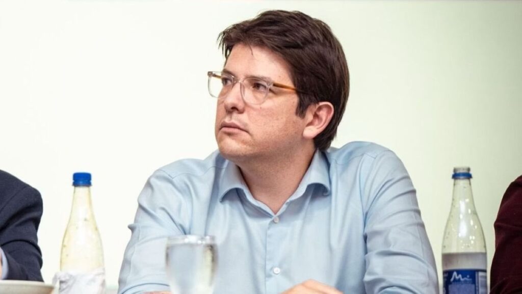 Candidato à presidência da Colômbia morre após ser baleado; saiba detalhes 