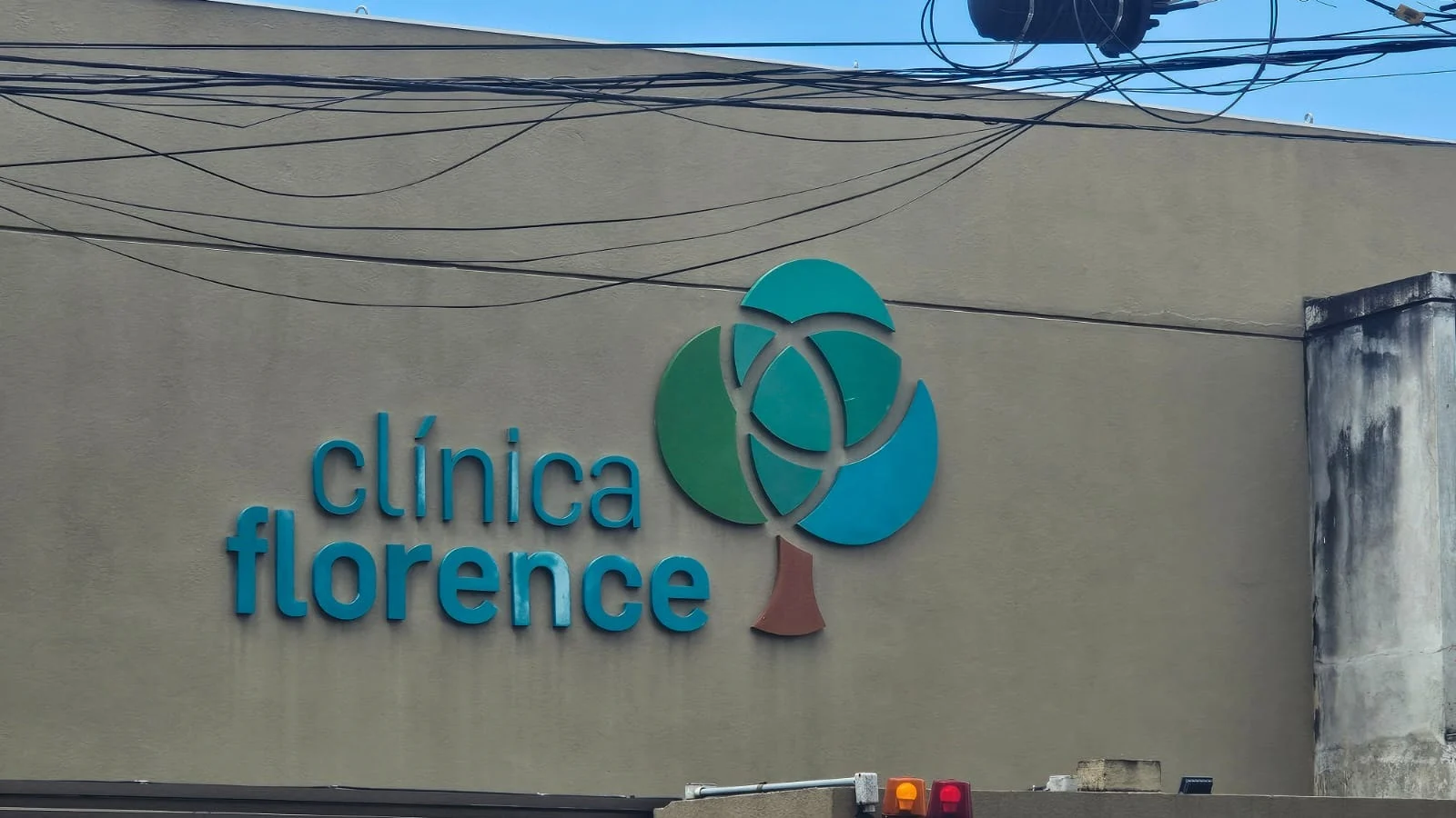 Ex-funcionária aciona Clínica Florence na Justiça após desenvolver Síndrome de Burnout e dispara: “assédio”