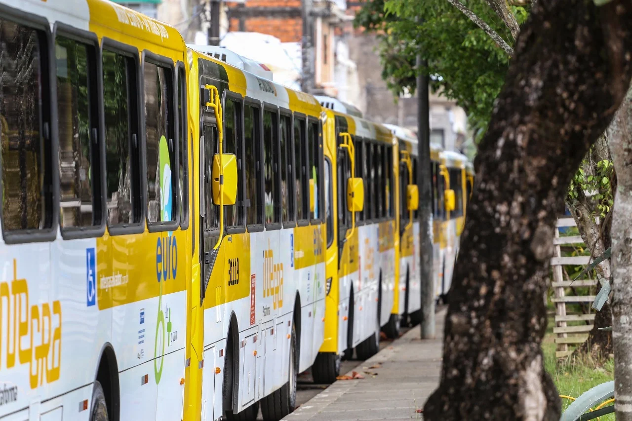 Ônibus voltam a circular na Ladeira da Montanha; confira as linhas