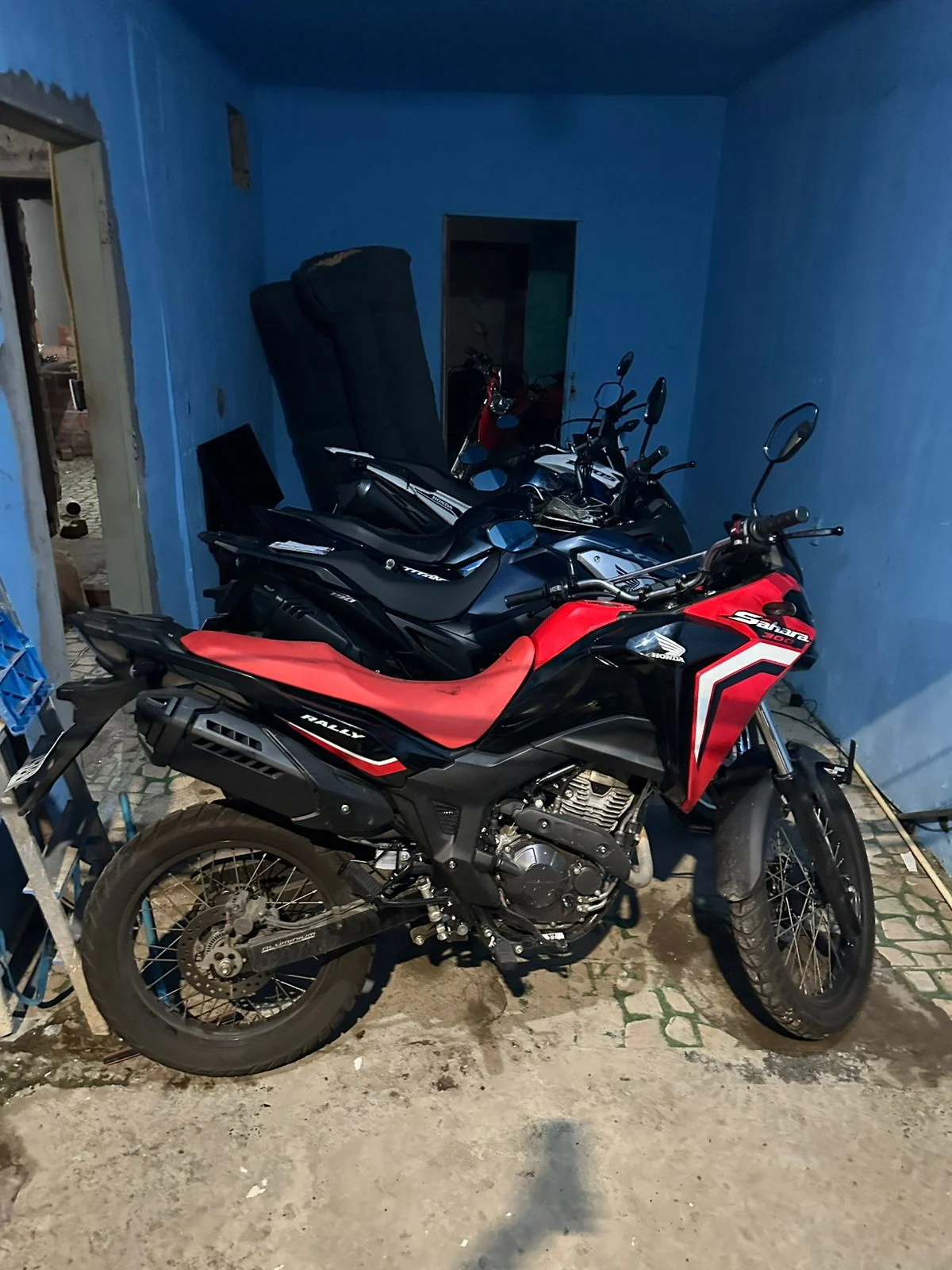 Polícia Militar recupera seis motos com restrição de roubo em Salvador