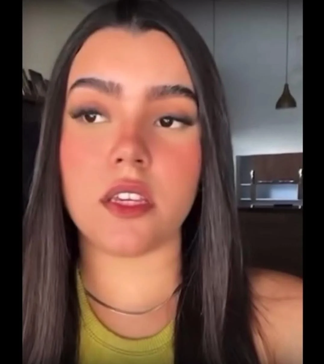Jovem traída pelo namorado em show de Nattan agradece mensagens de apoio; veja vídeo