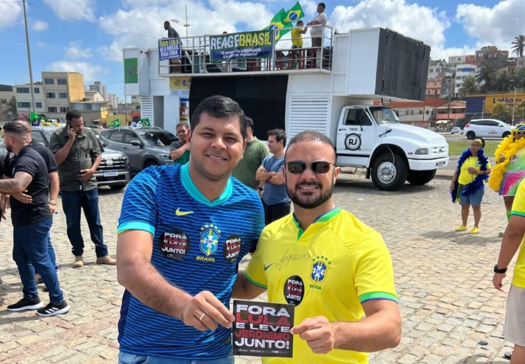 Capitão Alden e Diego Castro lideram motocarreata em Salvador e condenam “abusos de autoridade” contra Bolsonaro