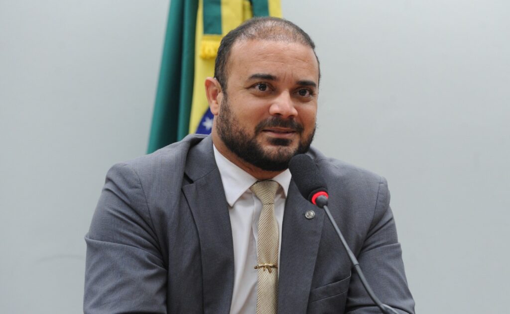 Alden revela ao Noticiário Baiano estratégia para “pressionar” parlamentares em Brasília acerca de pautas