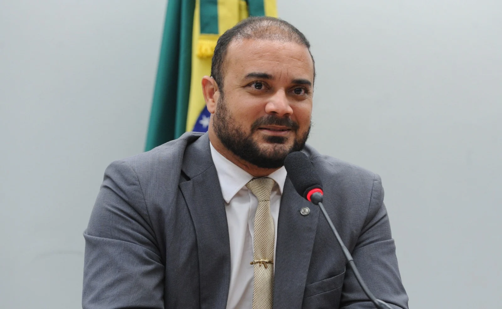Alden revela ao Noticiário Baiano estratégia para “pressionar” parlamentares em Brasília acerca de pautas