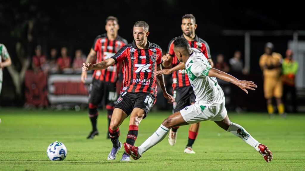 Vitória vacila e cede empate ao Juventude após abrir 2 a 0 no Barradão