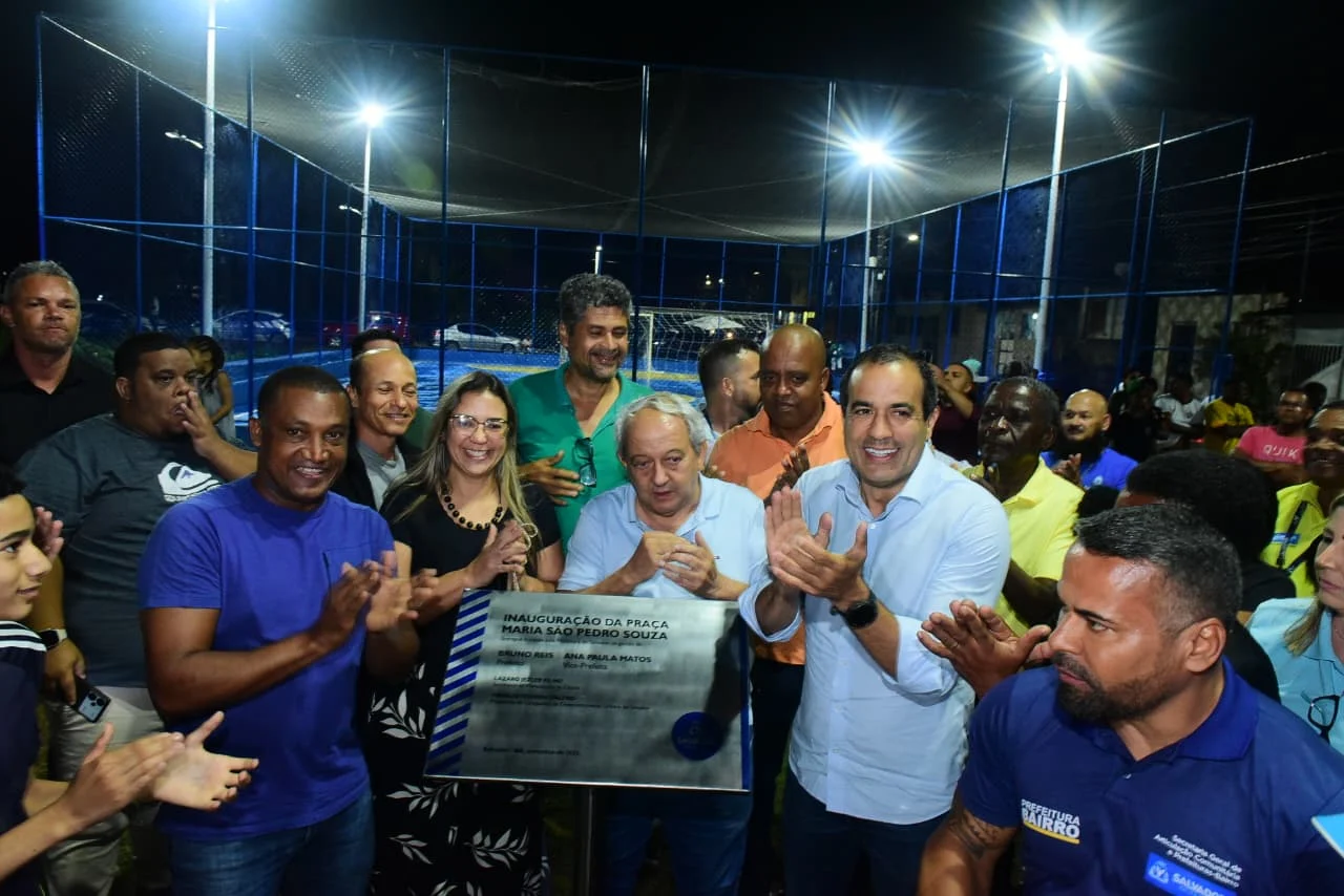 Prefeitura inaugura praça no Subúrbio de Salvador