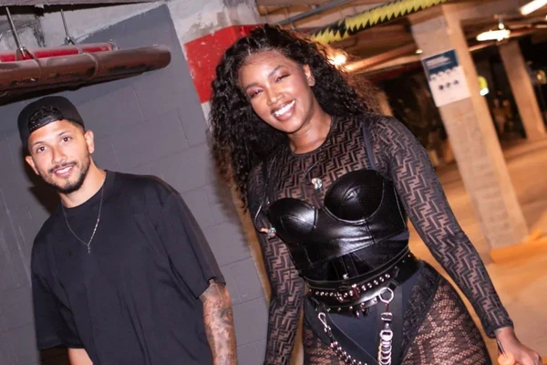 Reprodução // Instagram Iza