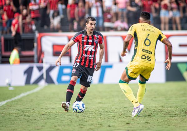 Divulgação // Victor Ferreira / ECVitória