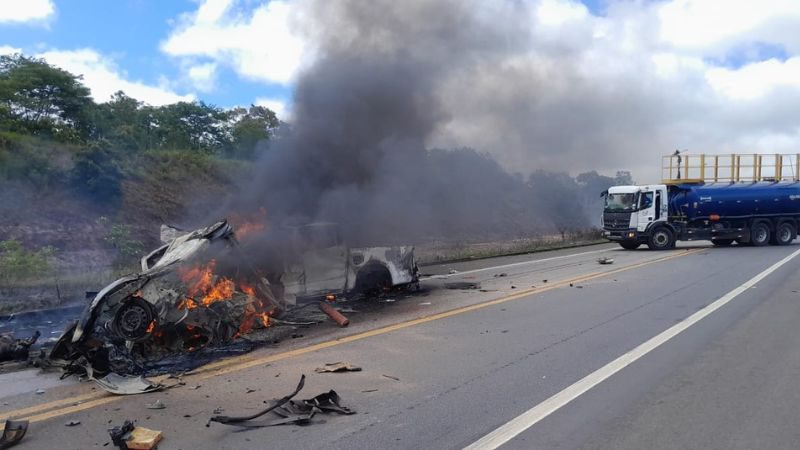 Acidente grave em rodovia na Bahia deixa ao menos 10 pessoas mortas