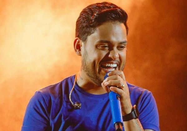 Carnaval de Juazeiro: Thiago Aquino realiza dobradinha com shows em trio elétrico e camarote