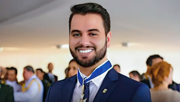 Reprodução / X Felipe Martins