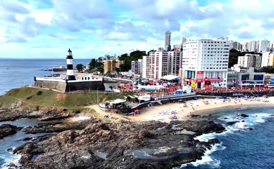 Carnaval ao vivo: acompanhe Bell Marques, Daniela Mercury, Xanddy, Durval Lelys e muito mais neste domingo