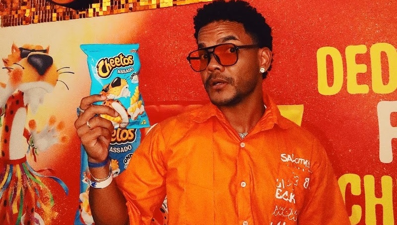 Cheetos reforça presença em Salvador com ações no Camarote Brahma e circuito Barra-Ondina no Carnaval