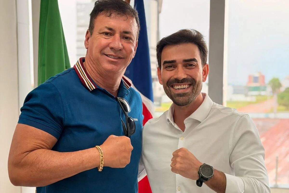 Em pré-campanha e rompido com Duda Sanches, Ditinho anuncia aliados em cidades grandes e posa ao lado de Junior Marabá