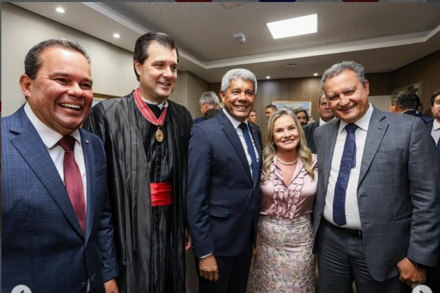 Reprodução // Instagram Ivana Bastos