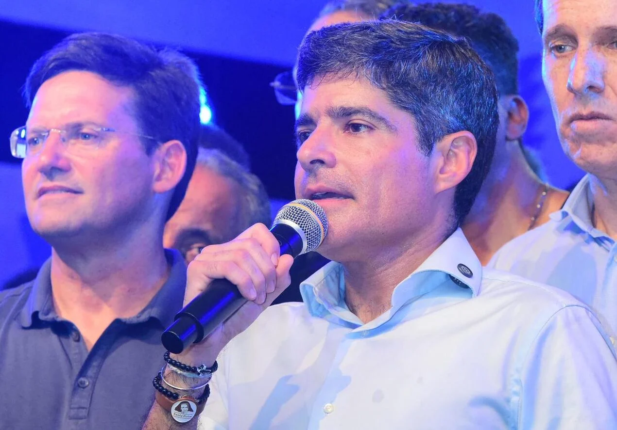 ACM Neto questiona patrimônio de Rui Costa e Jaques Wagner: ‘Como ficaram multimilionários?’
