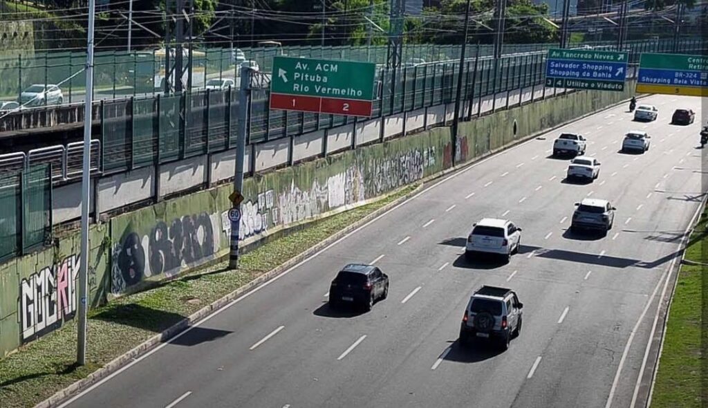 Transalvador inicia estudo de velocidade na Paralela a partir de segunda-feira
