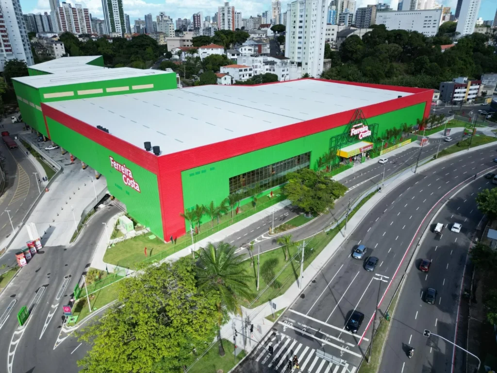 Ferreira Costa abre mais de 100 vagas temporárias em Salvador