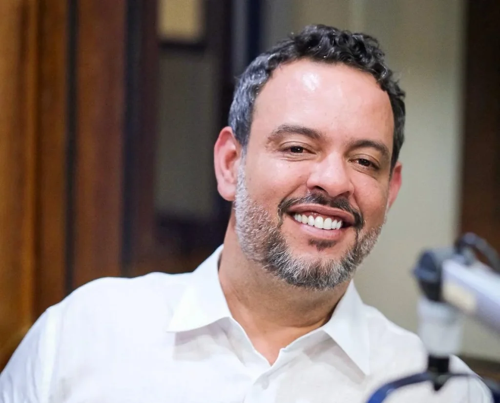 Lucas Reis prevê vitória de Jerônimo no 1º turno e diz: “Não temos nada a ver com a patifaria do Banco Master”
