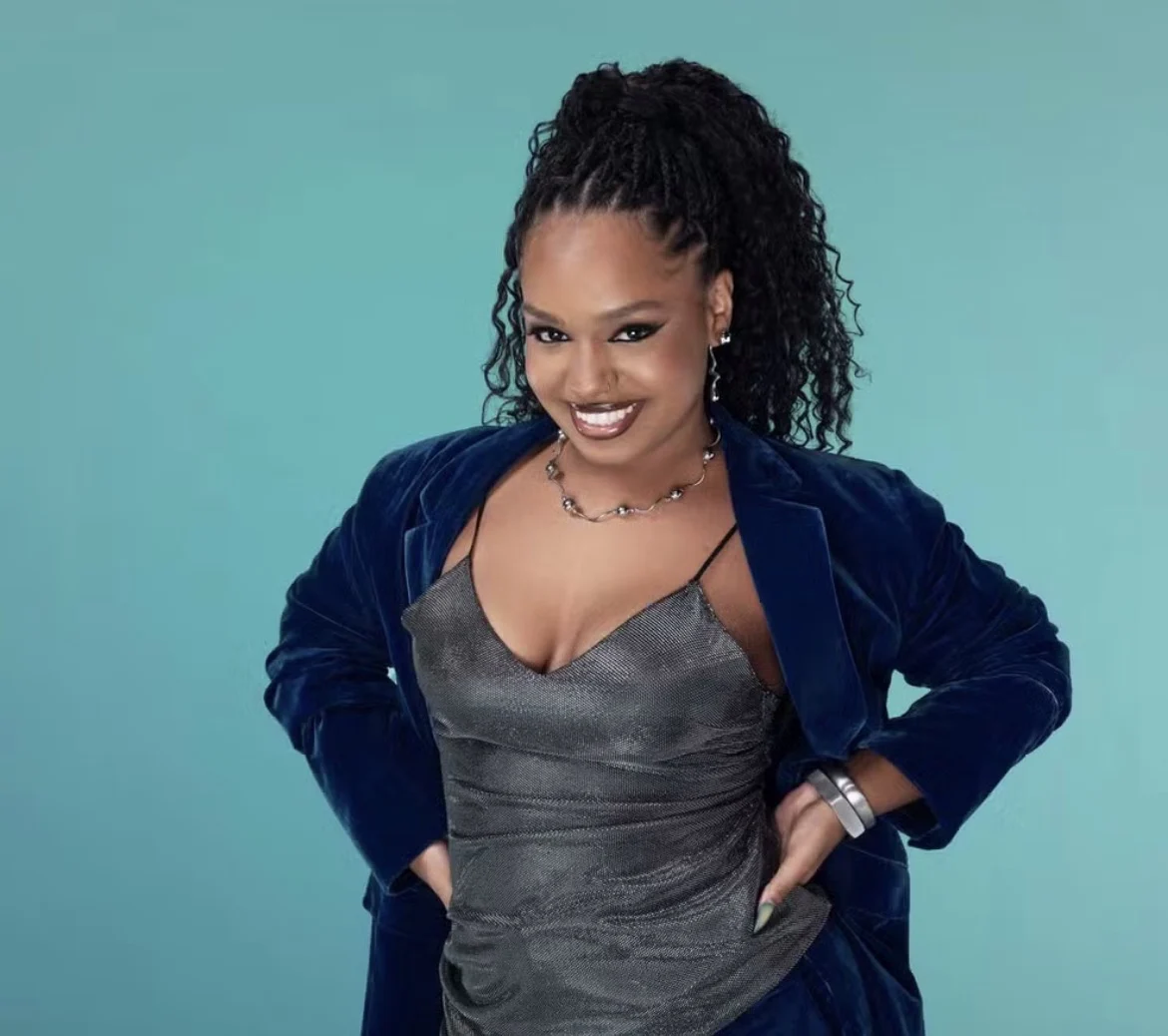 Cantora baiana disputa votação para permanecer no Estrelas da Casa; confira como votar
