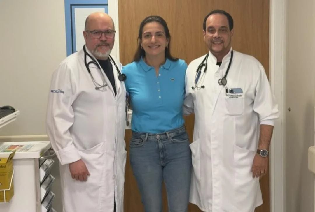 Roberta Roma recebe alta hospitalar após sofrer infarto durante ato de campanha