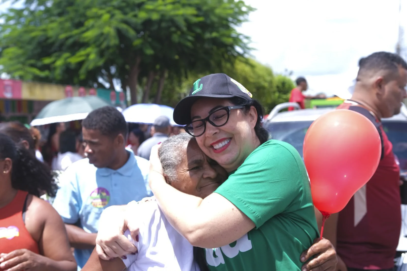 No Dia do Idoso, deputada Ludmilla Fiscina defende Cuidotecas na Bahia: “Garantir dignidade, autonomia e respeito”