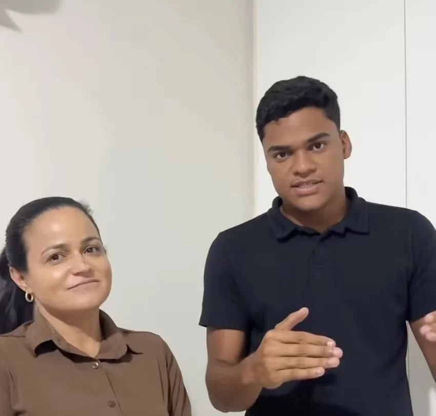 Após eleição, Sandro Filho visita Débora Regis e promete destinar emendas para Lauro de Freitas
