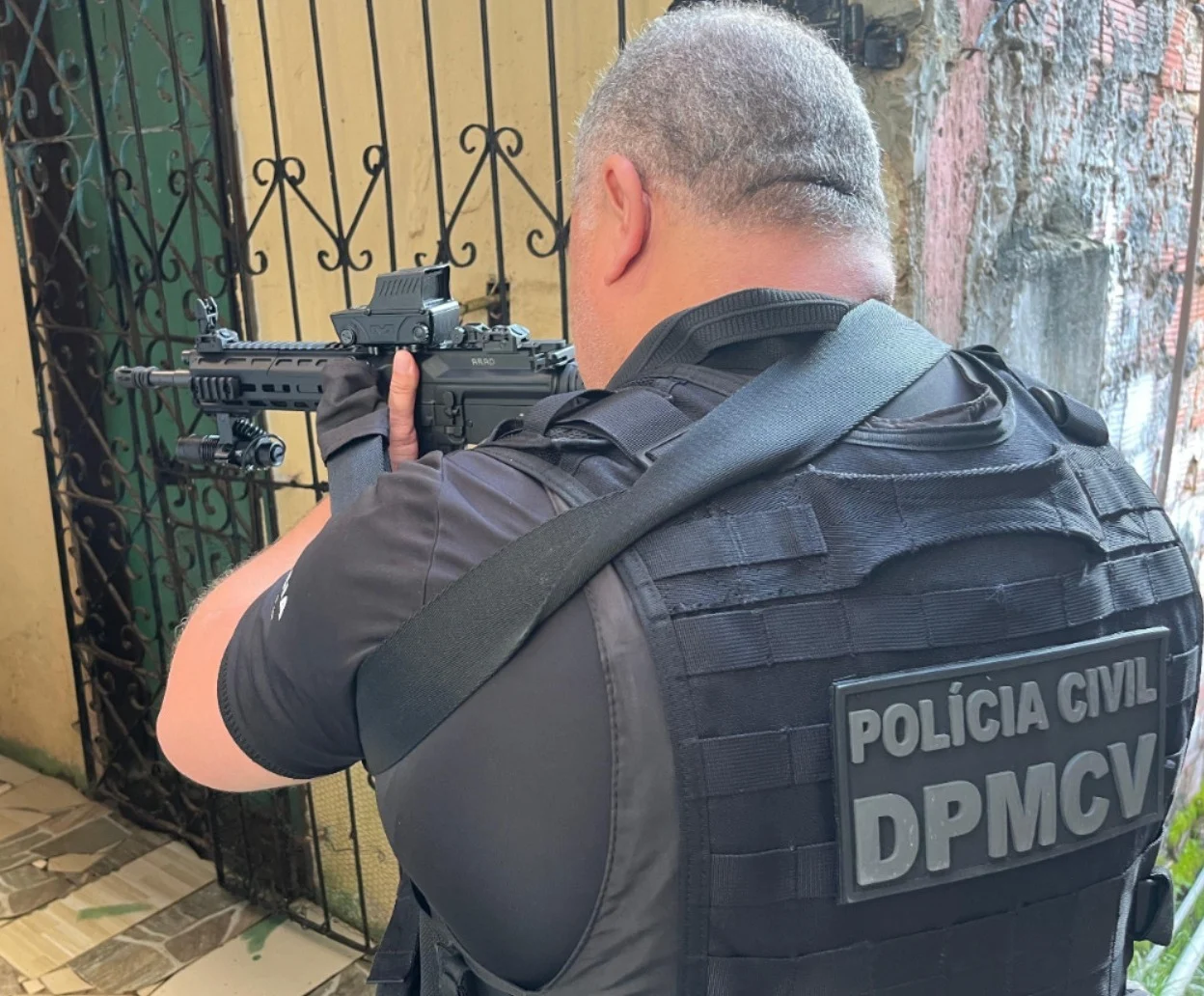 Polícia Civil prende 121 homens por violência doméstica na Bahia em outubro
